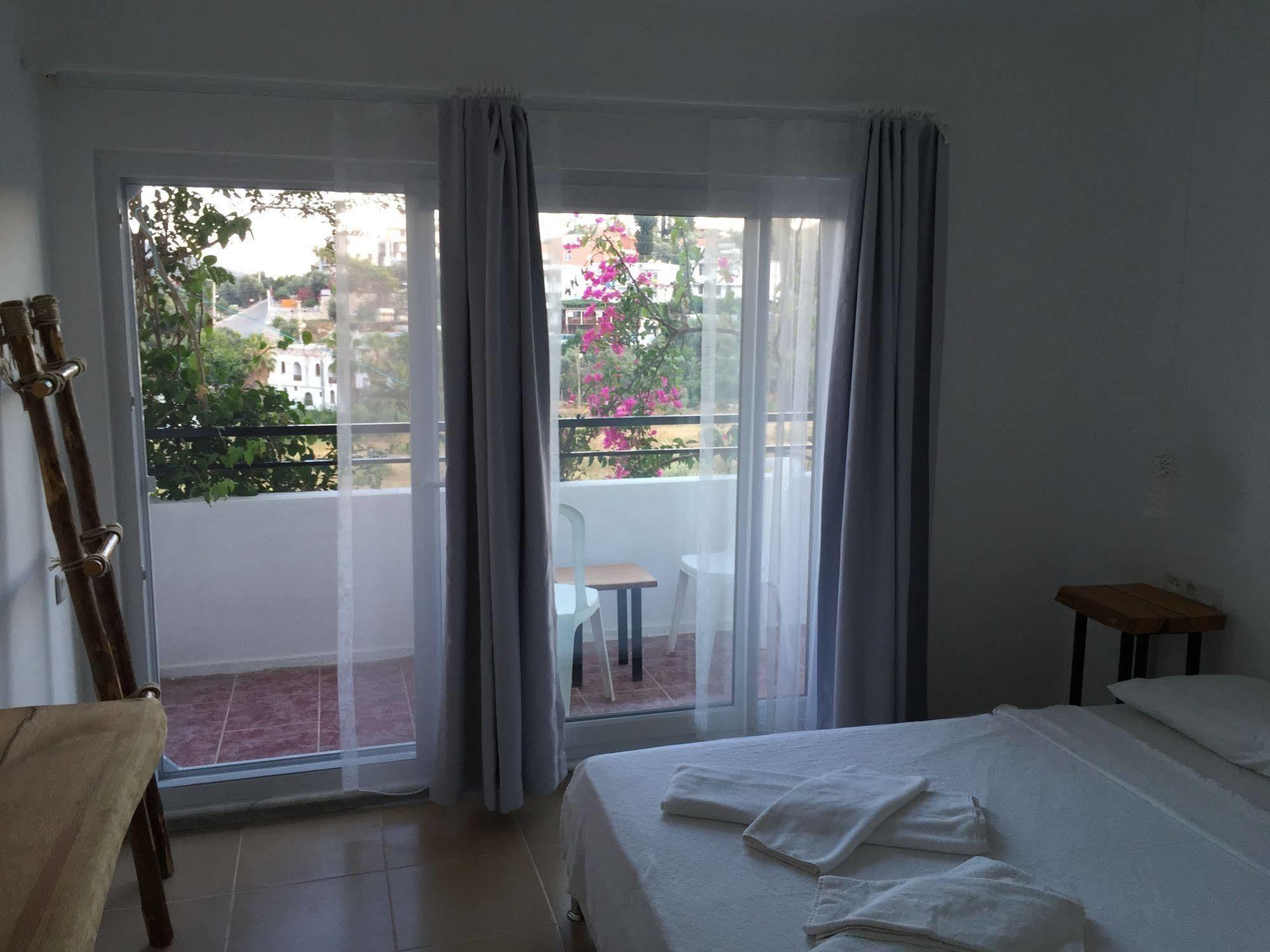Pataros Hotel